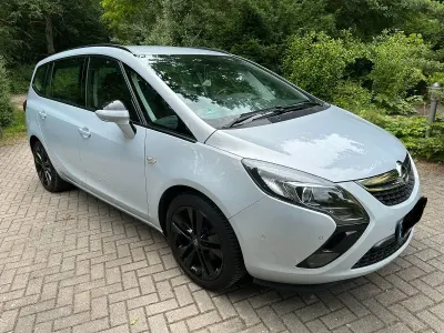 Gebraucht Opel Zafira Tourer 140 PS (102 kW) 2014 Weiß Van / Kleinbus