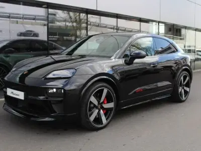 Ny Porsche Macan 419 kW (571 HK) 2026 Sort SUV