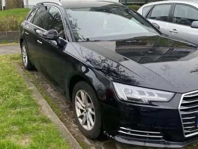 Gebraucht Audi A4 Design 190 PS (139 kW) 2015 Schwarz Kombi