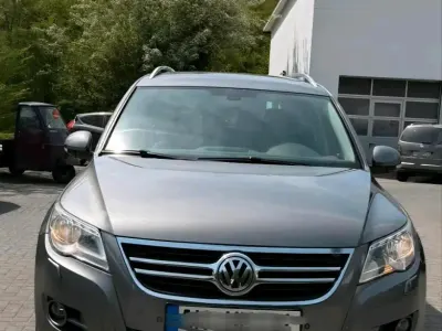 Używany VW Tiguan 140 KM (102 kW) 2010 Szary SUV