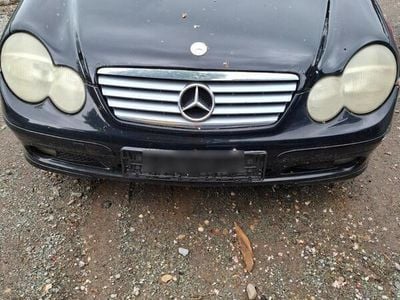 Mercedes C180