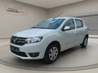 Gebraucht Dacia Sandero Lauréate 75 PS (55 kW) 2014 Weiß Limousine