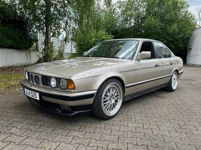 Gebraucht BMW 525 Performance 170 PS (125 kW) 1989 Beige Limousine