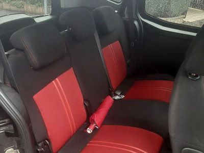 Second-hand Fiat Qubo Trekking 75 CP (55 kW) 2011 Negru Monovolum