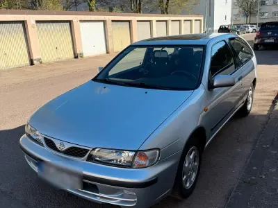 Gebraucht Nissan Almera 73 PS (53 kW) 1999 Silber
