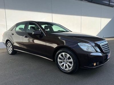 Gebraucht Mercedes E250 204 PS (150 kW) 2009 Braun Limousine