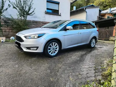 Gebraucht Ford Focus 150 PS (110 kW) 2015 Silber Kombi