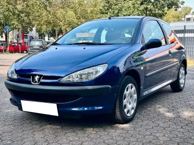 Gebraucht Peugeot 206 60 PS (44 kW) 2004 Blau Limousine