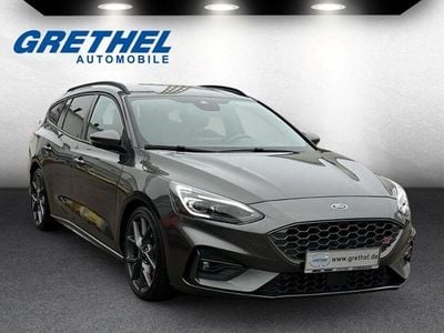 Metallic) (grau Gebraucht 2022 Ford Focus ST Kombi | 28.990 € (Guter Preis)