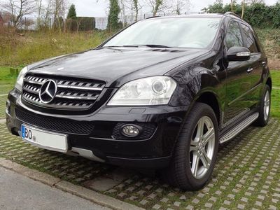 Gebraucht Mercedes ML320 305 PS (224 kW) 2006 Schwarz metallic SUV