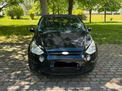 Gebraucht Ford S-MAX 140 PS (102 kW) 2010 Schwarz Van / Kleinbus