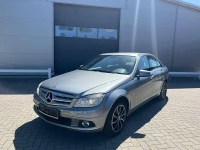 Gebraucht Mercedes C180 156 PS (114 kW) 2009 Grau Limousine
