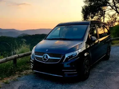 Gebraucht Mercedes V300 Marco Polo 237 PS (174 kW) 2021 Schwarz Van / Kleinbus