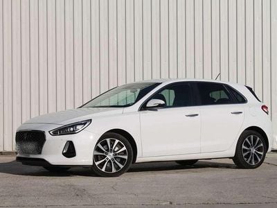 Gebraucht Hyundai i30 Trend 136 PS (100 kW) 2018 Weiß Limousine