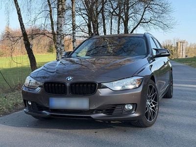 Second-hand BMW 318 200 CP (147 kW) 2014 Maro Break
