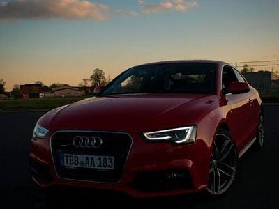 Usado Audi A5 Comfort 218 HP (160 kW) 2016 Vermelho Coupé