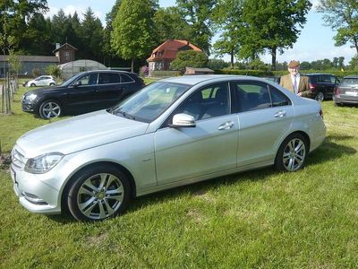 Silber Gebraucht 2011 Mercedes C200 Elegance Limousine | 13.500 € (Etwas zu teuer)