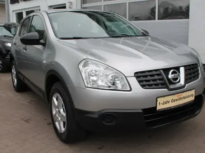Gebraucht Nissan Qashqai Visia 114 PS (83 kW) 2009 Silber SUV