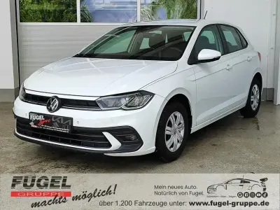 Gebraucht VW Polo Basis 80 PS (58 kW) 2023 Pure white Kleinwagen