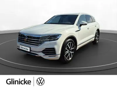 Używany VW Touareg Elegance 381 KM (280 kW) 2022 Biały SUV