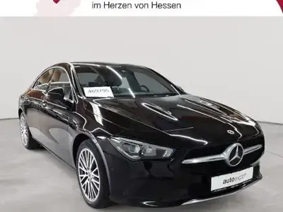 Gebraucht Mercedes CLA200 Progressive 150 PS (110 kW) 2022 Schwarz Limousine