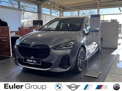 Gebraucht BMW 220 Active Tourer M Sport 150 PS (110 kW) 2026 Skyscraper grau metallic Van / Kleinbus