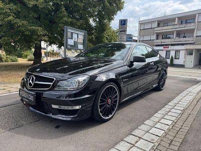Mercedes C63 AMG