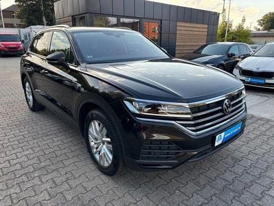 Gebraucht VW Touareg 231 PS (169 kW) 2023 Tamarindenbraun metallic SUV
