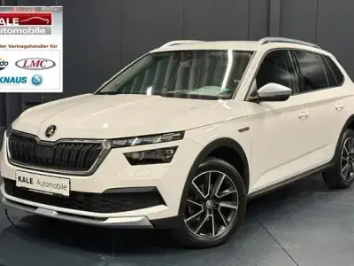 Gebraucht Skoda Kamiq ScoutLine 110 PS (80 kW) 2021 Candyweiss SUV