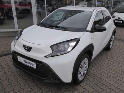 Gebraucht Toyota Aygo X Business Edition 72 PS (52 kW) 2025 Schneeweiß SUV