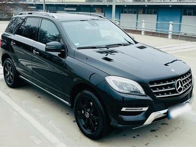 Gebraucht Mercedes ML350 258 PS (189 kW) 2013 Schwarz SUV