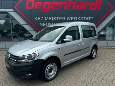 Gebraucht VW Caddy Trendline 125 PS (91 kW) 2019 Silber Van / Kleinbus