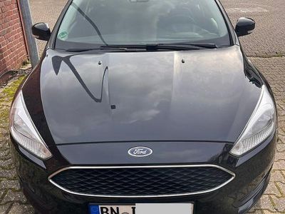 Usata Ford Focus 95 CV (69 kW) 2017 Nero Station wagon