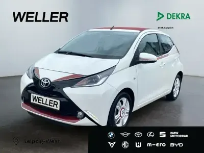 Gebraucht Toyota Aygo 69 PS (50 kW) 2017 Weiß Kleinwagen