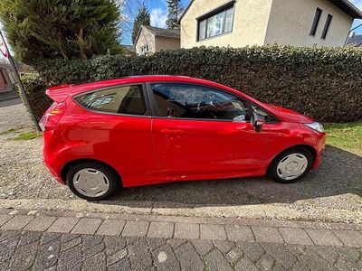 Usata Ford Fiesta Sport 140 CV (102 kW) 2015 Rosso Utilitaria