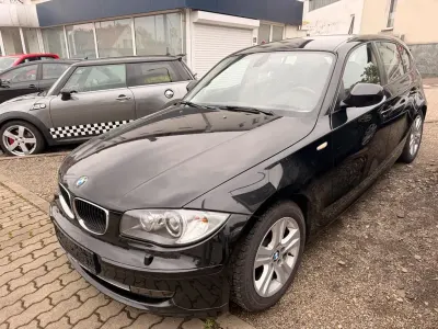 Używany BMW 116 Advantage 122 KM (89 kW) 2011 Czarny Hatchback