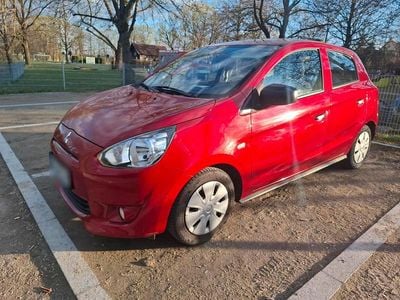 Second-hand Mitsubishi Space Star 70 CP (51 kW) 2016 Roșu Hatchback