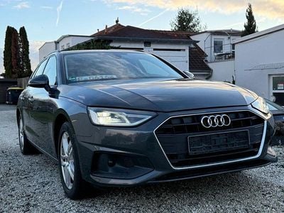 Gebraucht Audi A4 Sport 163 PS (119 kW) 2020 Grau Limousine