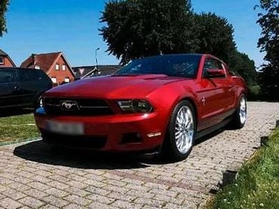 Usata Ford Mustang Premium 210 CV (154 kW) 2010 Andere farben Coupé