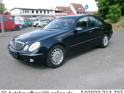 Gebraucht Mercedes E240 Elegance 177 PS (130 kW) 2003 Schwarz Limousine