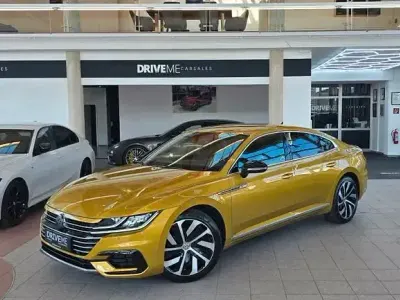 Gebraucht VW Arteon R-line 150 PS (110 kW) 2019 Gelb Kleinwagen