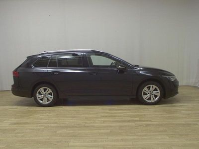 Usata VW Golf VIII Life 150 CV (110 kW) 2024 Nero Station wagon