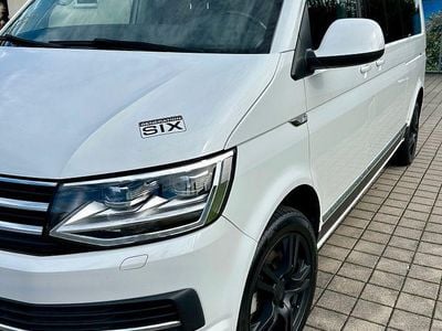 Second-hand VW Multivan 204 CP (150 kW) 2016 Alb Monovolum