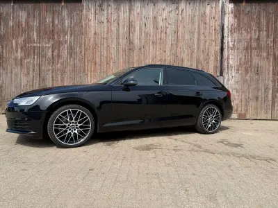 Gebraucht Audi A4 150 PS (110 kW) 2018 Schwarz Kombi