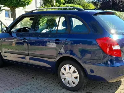 Gebraucht Skoda Fabia 70 PS (51 kW) 2008 Blau Kombi