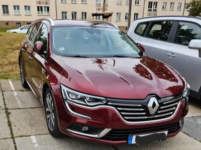 Gebraucht Renault Talisman GrandTour 159 PS (116 kW) 2019 Rot Kombi