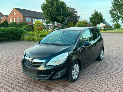Gebraucht Opel Meriva 120 PS (88 kW) 2012 Schwarz Van / Kleinbus