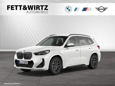 Gebraucht BMW X1 M Sport 245 PS (180 kW) 2024 Mineralweiss metallic SUV