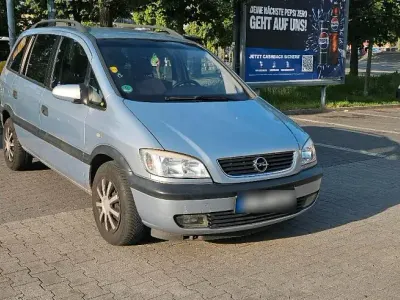 Gebraucht Opel Zafira 125 PS (91 kW) 2002 Silber Van / Kleinbus