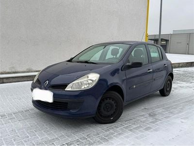 Blau Gebraucht 2009 Renault Clio III Kleinwagen | 1.799 €